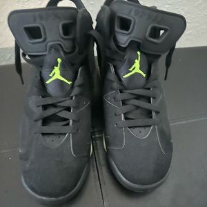 Jordan Retro 6 Electric Green